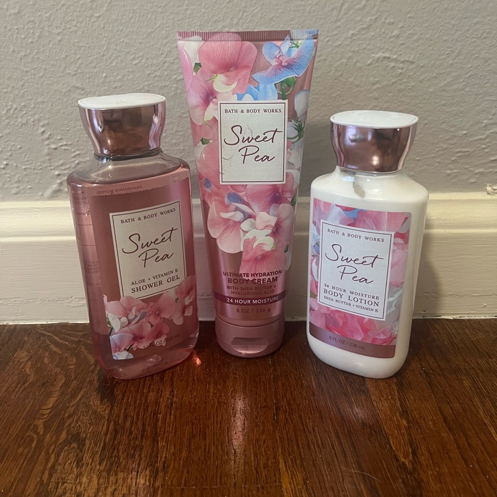 Bath & Body Works Sweet Pea Body Wash and Lotion Set